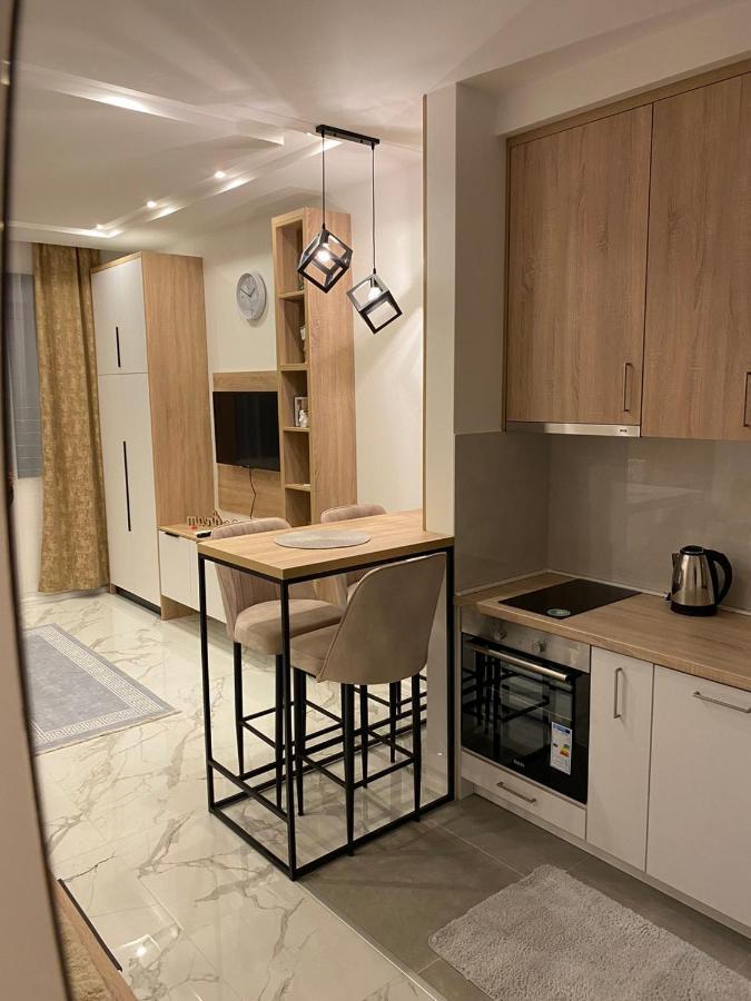 Apartman Cristal Lux Требинье Экстерьер фото